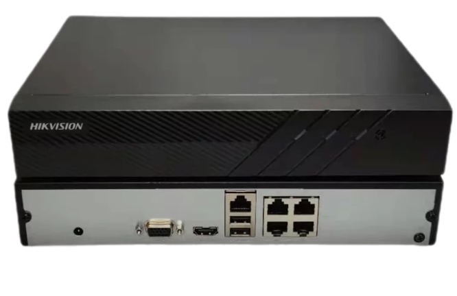 HIKVISION DS-7804N-Q1/4G Видеорегистраторы и приемное оборудование
